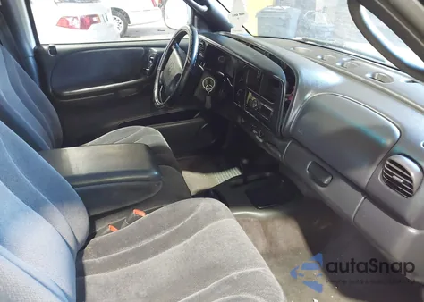 2000 Dodge Dakota Slt/Sport z USA, uszkodzony, nr VIN 1B7GG22N2YS791369